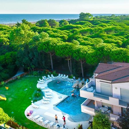 Costa Rica Bibione Eco Resort Bagian luar foto