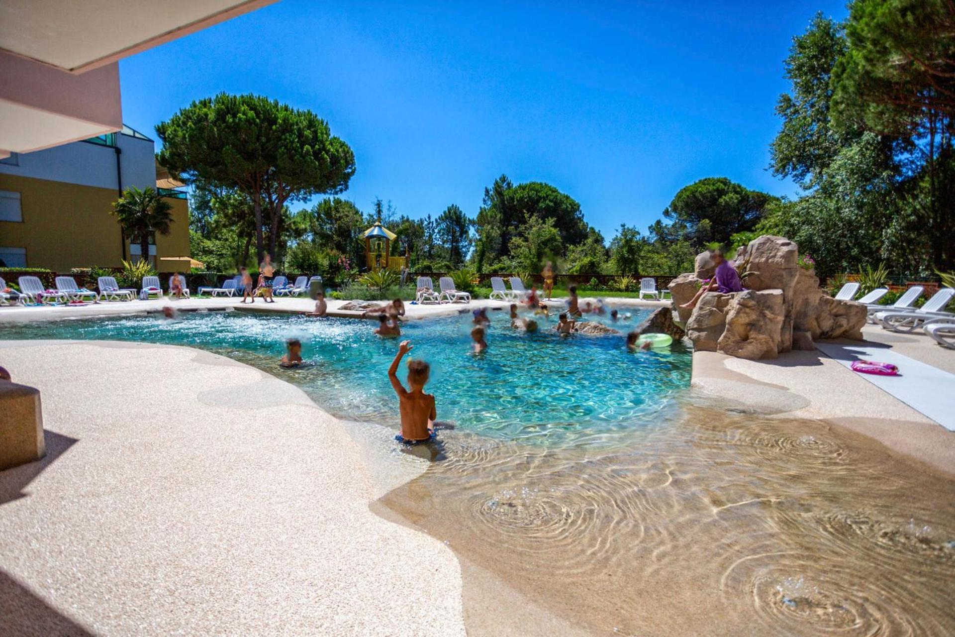 Costa Rica Bibione Eco Resort Bagian luar foto